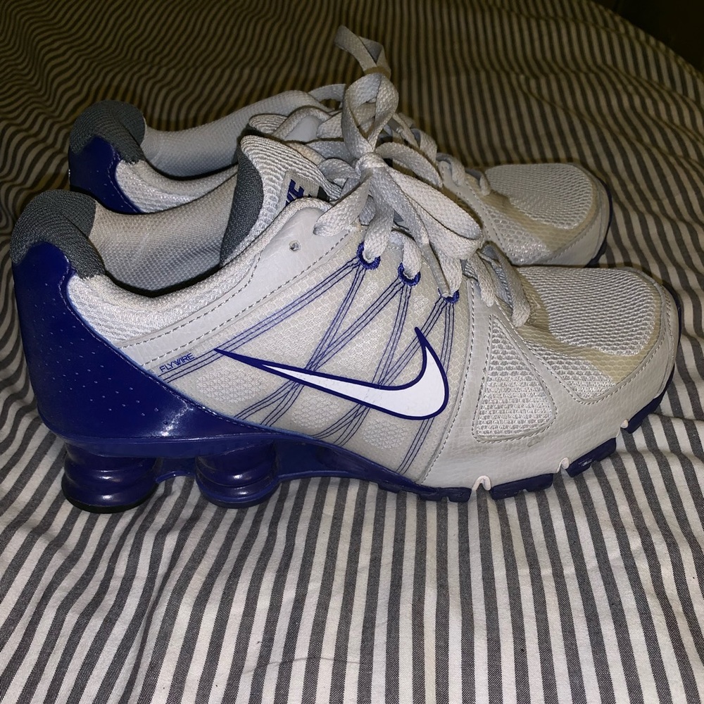 EUC Nike’s